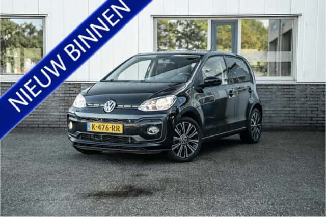 Volkswagen Up! (2018) thumbnail 1