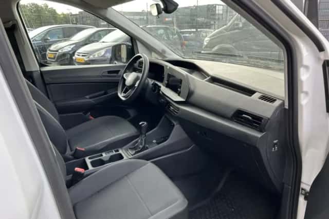 Volkswagen Caddy (2022) thumbnail 4