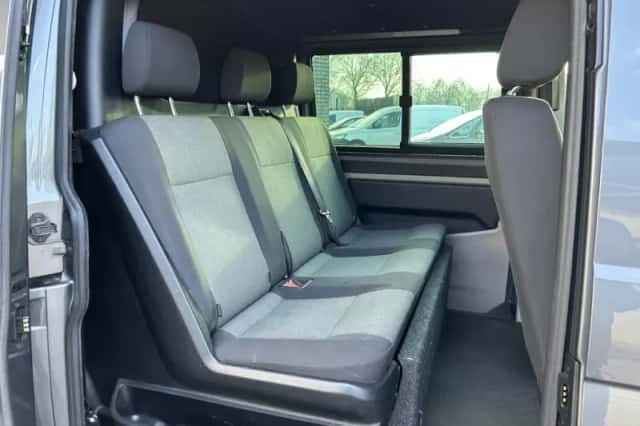 Volkswagen Transporter (2019) thumbnail 5