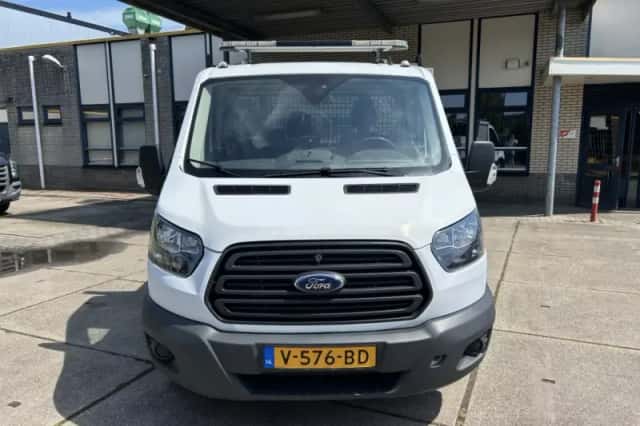 Ford Transit (2016) thumbnail 2