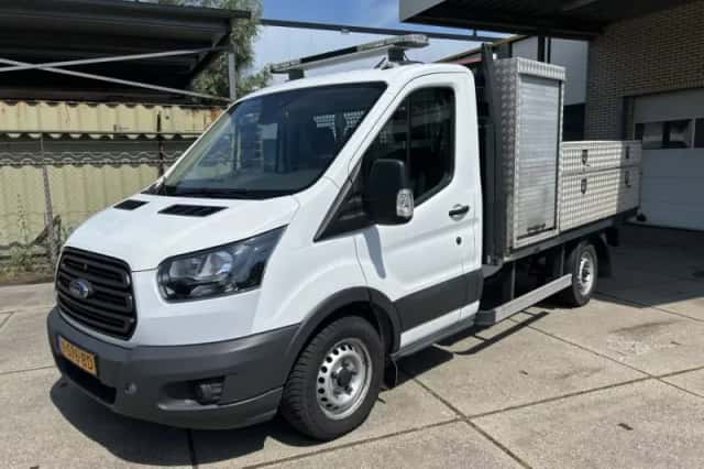 Ford Transit (2016) thumbnail 3