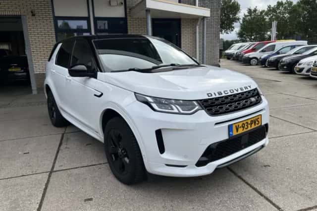 Land Rover Discovery Sport (2021) thumbnail 3