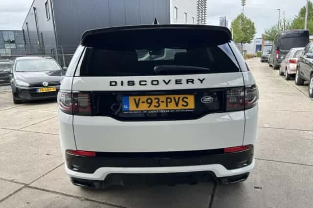 Land Rover Discovery Sport (2021) thumbnail 5