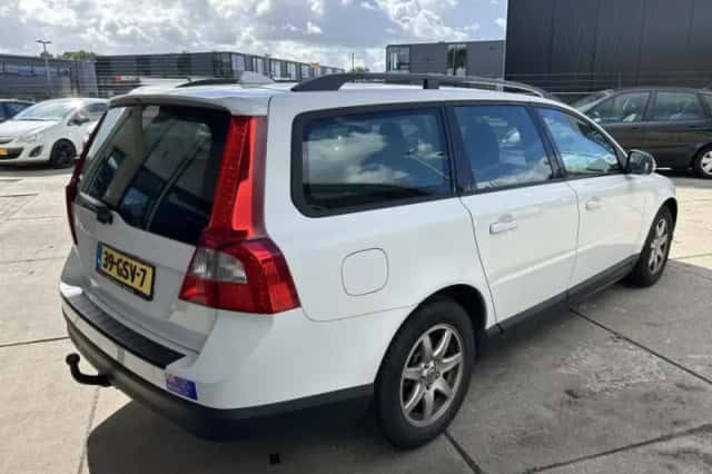 Volvo V70 (2008) thumbnail 6