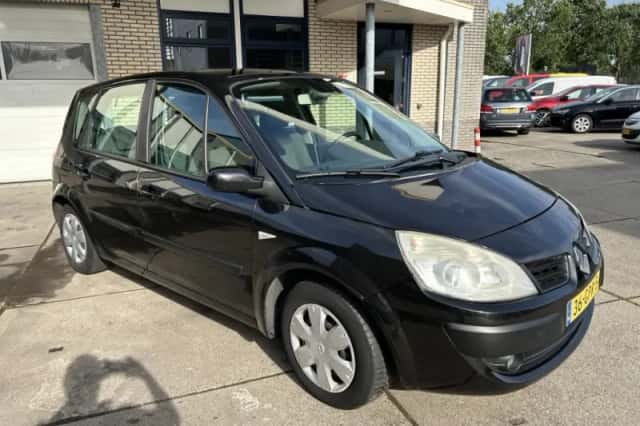 Renault Scénic (2008) thumbnail 3