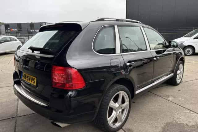 Porsche Cayenne (2006) thumbnail 4