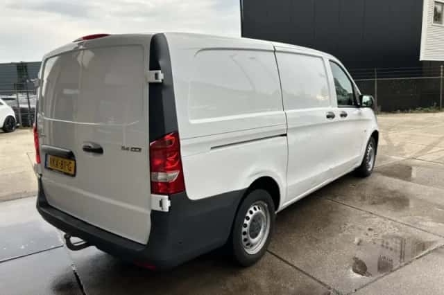 Mercedes-Benz Vito (2021) thumbnail 4