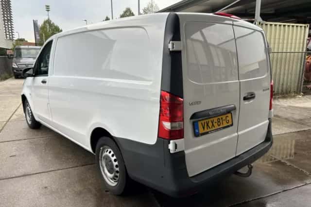 Mercedes-Benz Vito (2021) thumbnail 6