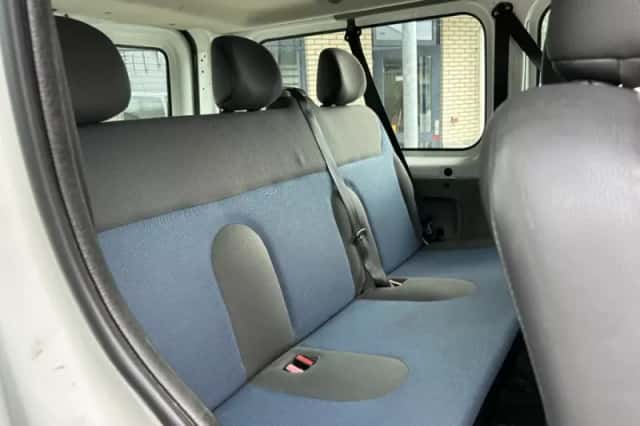 Renault Trafic (2013) thumbnail 5