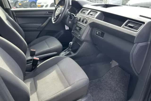 Volkswagen Caddy (2019) thumbnail 4