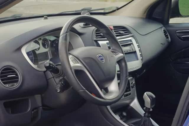 Lancia Delta (2008) thumbnail 2