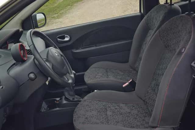 Renault Twingo (2011) thumbnail 3