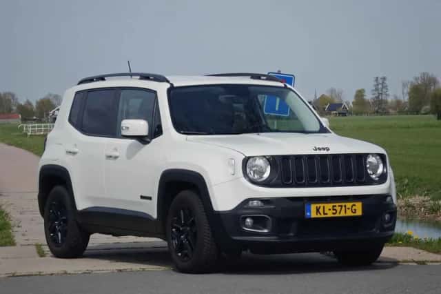 Jeep Renegade (2016) thumbnail 5