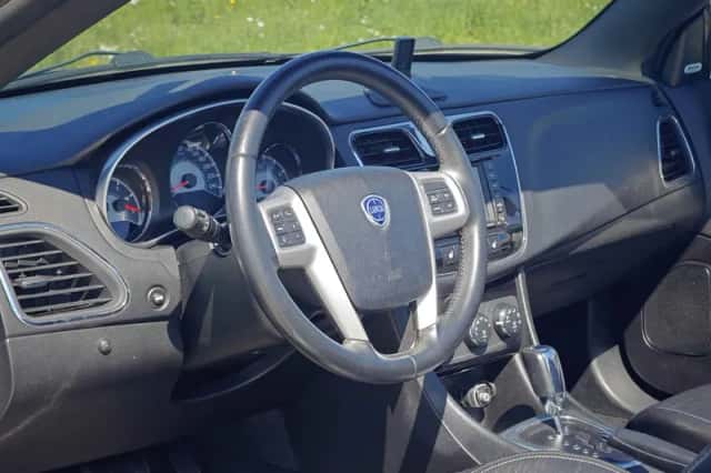 Lancia Flavia (2012) thumbnail 2