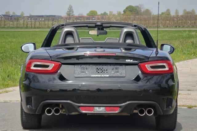 Fiat 124 Spider (2018) thumbnail 6