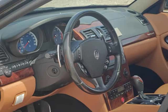Maserati Quattroporte (2007) thumbnail 2