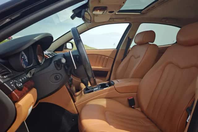 Maserati Quattroporte (2007) thumbnail 3