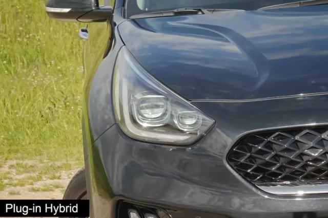 Kia Niro (2022) thumbnail 5