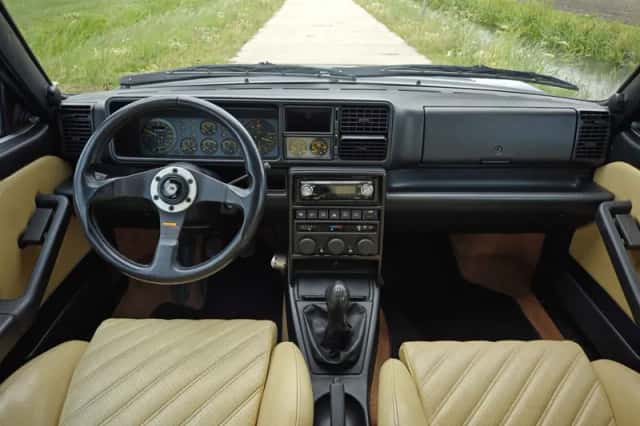 Lancia Delta (1995) thumbnail 3