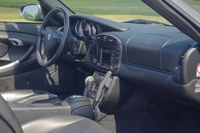 Porsche Boxster (2001) thumbnail 3