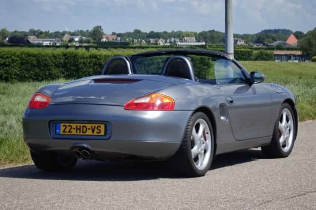 Porsche Boxster (2001) thumbnail 5