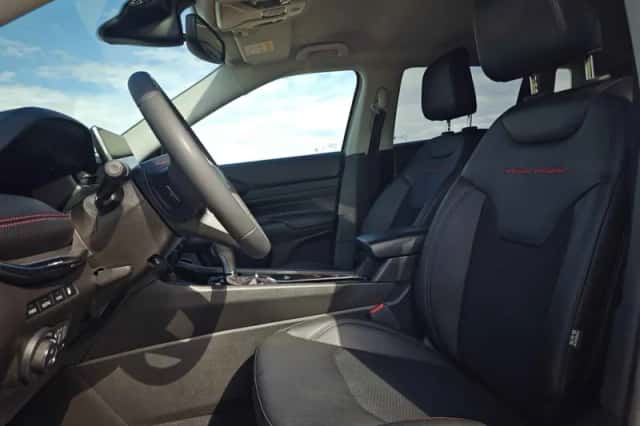Jeep Compass (2023) thumbnail 3
