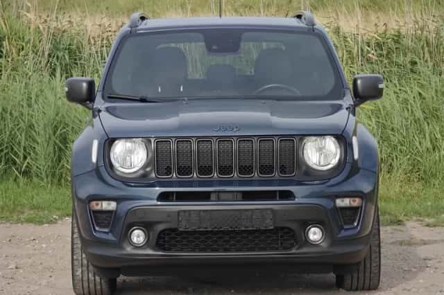 Jeep Renegade (2021) thumbnail 4
