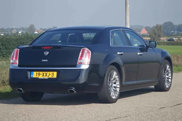 Lancia Thema (2012) thumbnail 6