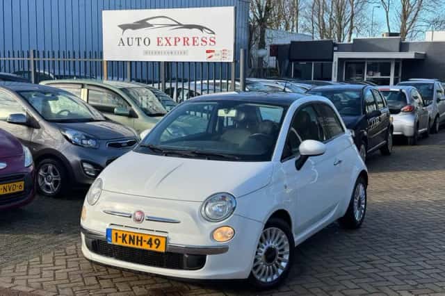 Fiat 500 (2011) thumbnail 1