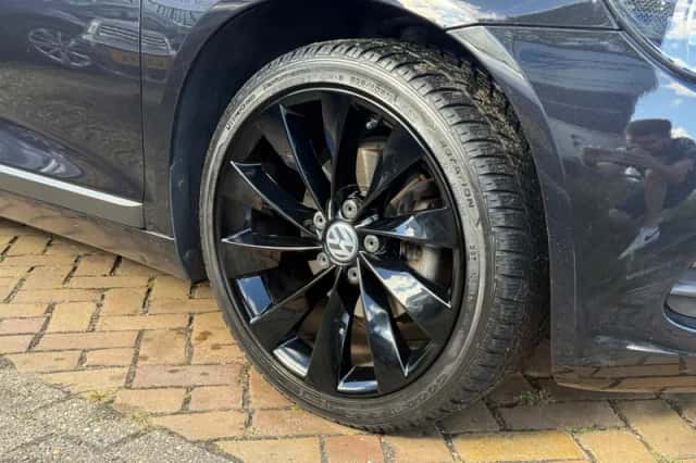 Volkswagen Scirocco (2012) thumbnail 3