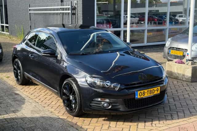Volkswagen Scirocco (2012) thumbnail 5