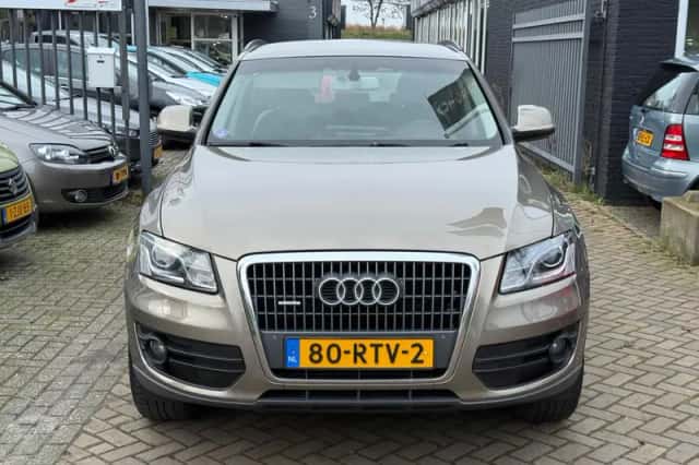 Audi Q5 (2009) thumbnail 5