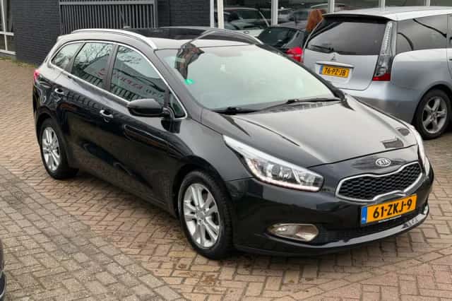 Kia Ceed (2013) thumbnail 6