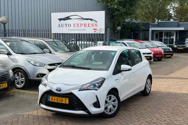 Toyota Yaris (2018) thumbnail 1