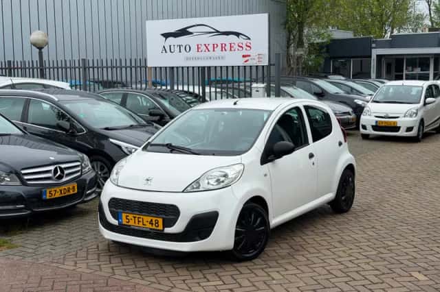 Peugeot 107 (2014) thumbnail 1