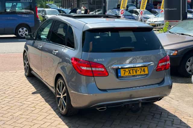 Mercedes-Benz B-Klasse (2014) thumbnail 3