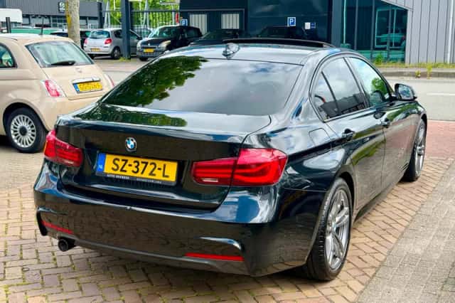 BMW 3-Serie (2018) thumbnail 3