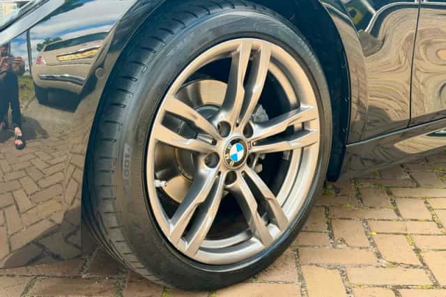 BMW 3-Serie (2018) thumbnail 4