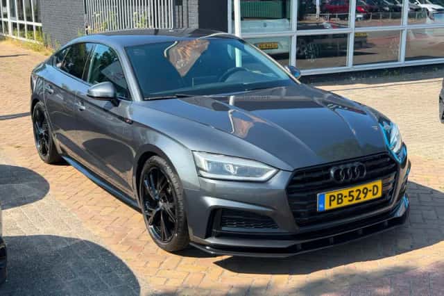 Audi A5 (2017) thumbnail 5