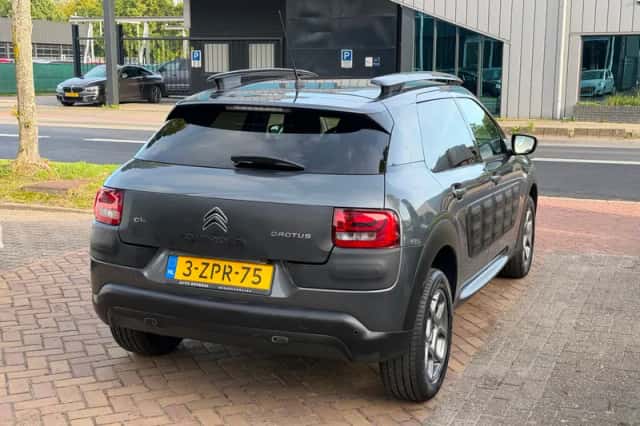 Citroën C4 Cactus (2015) thumbnail 3