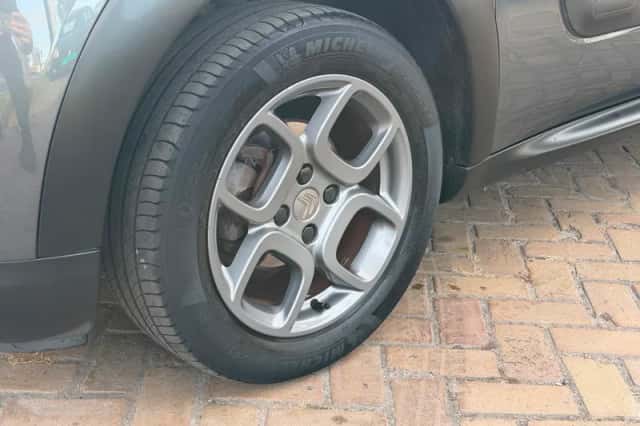 Citroën C4 Cactus (2015) thumbnail 4
