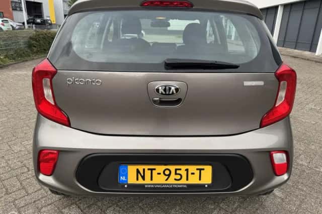 Kia Picanto (2017) thumbnail 6