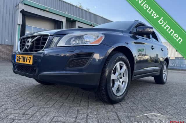Volvo XC60 (2012) thumbnail 1