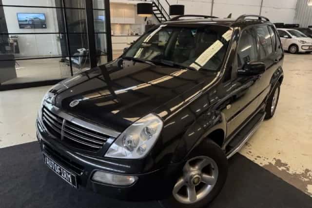 SsangYong Rexton (2005) thumbnail 5