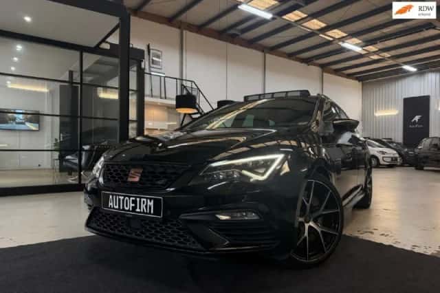 SEAT Leon (2019) thumbnail 1