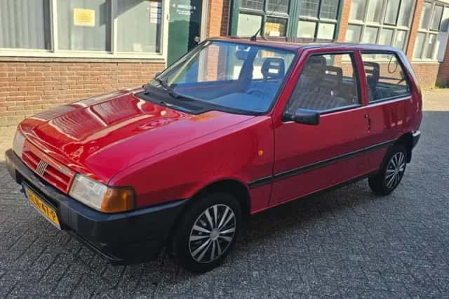 Fiat Uno (2000) thumbnail 1
