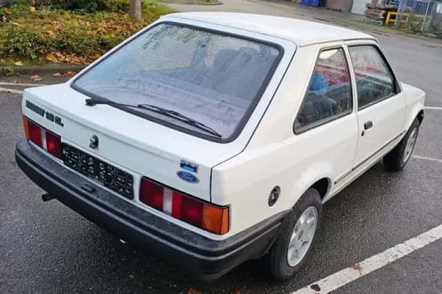 Ford Escort (1986) thumbnail 6