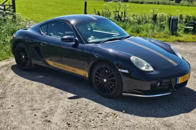 Porsche Cayman (2005) thumbnail 4