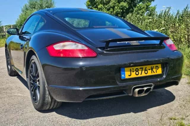 Porsche Cayman (2005) thumbnail 6