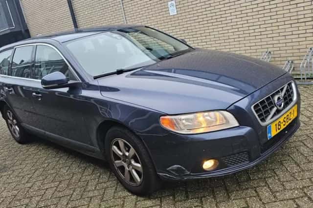 Volvo V70 (2011) thumbnail 3